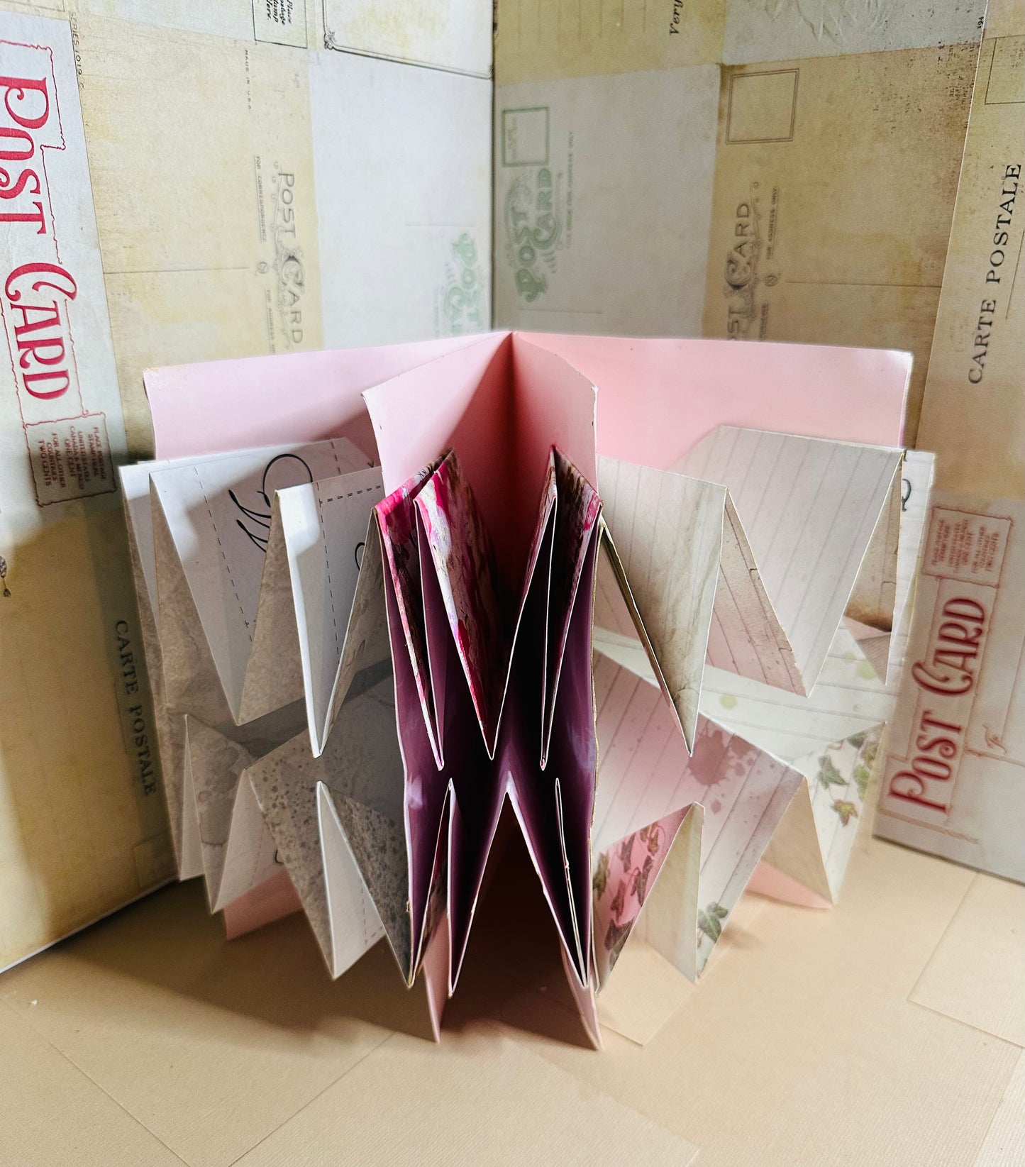 Mail/Postcard Holder