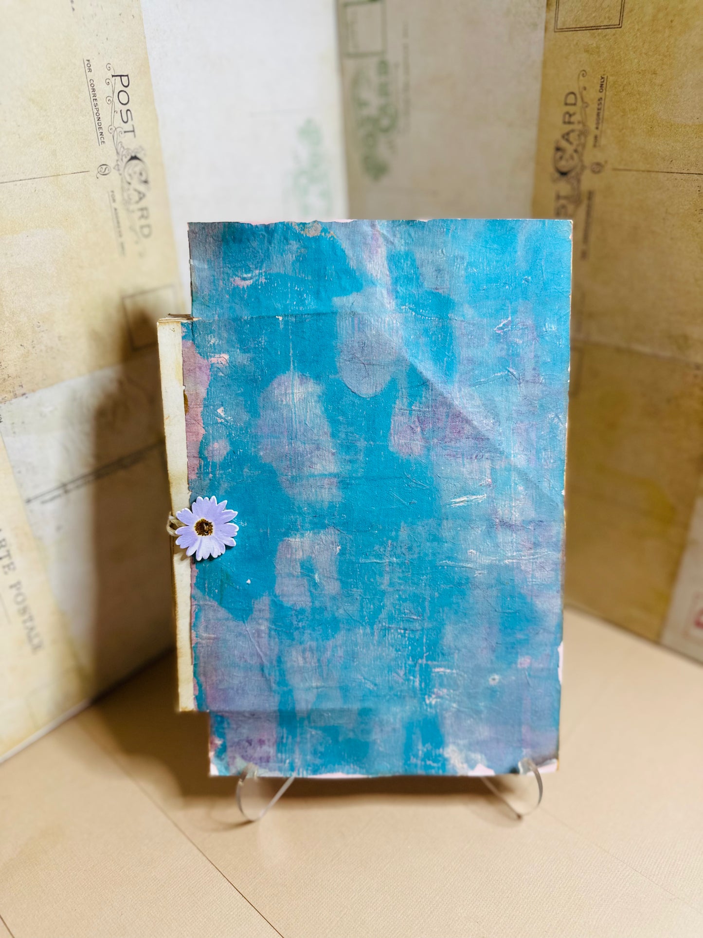Mail/Postcard Holder